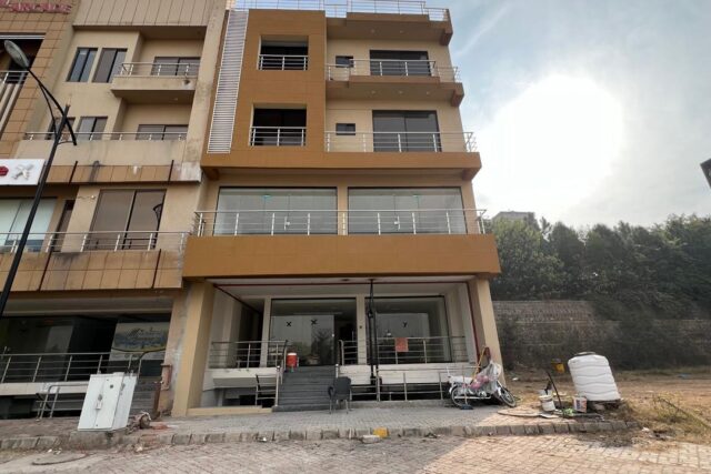 Bahria Enclave C Avenue 5 Marla Commercial Plaza